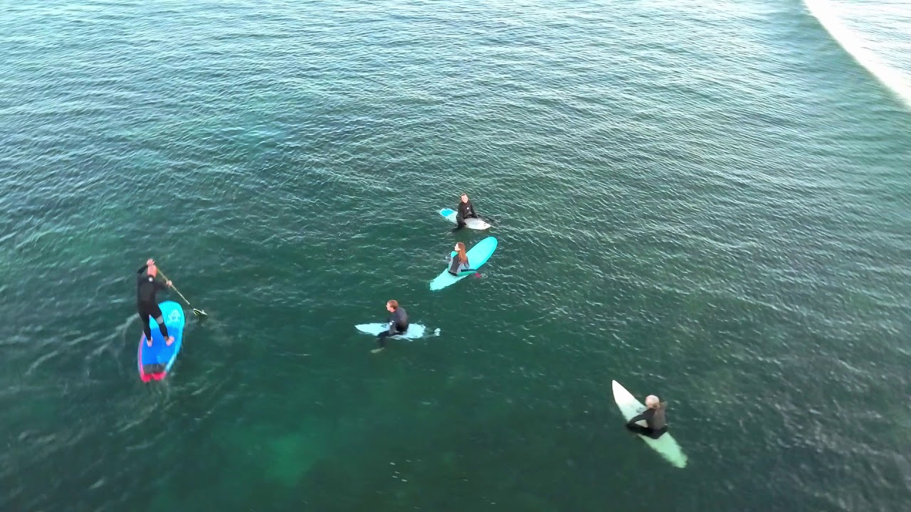 Drone footage of surfers @ Gull Rock, South Australia