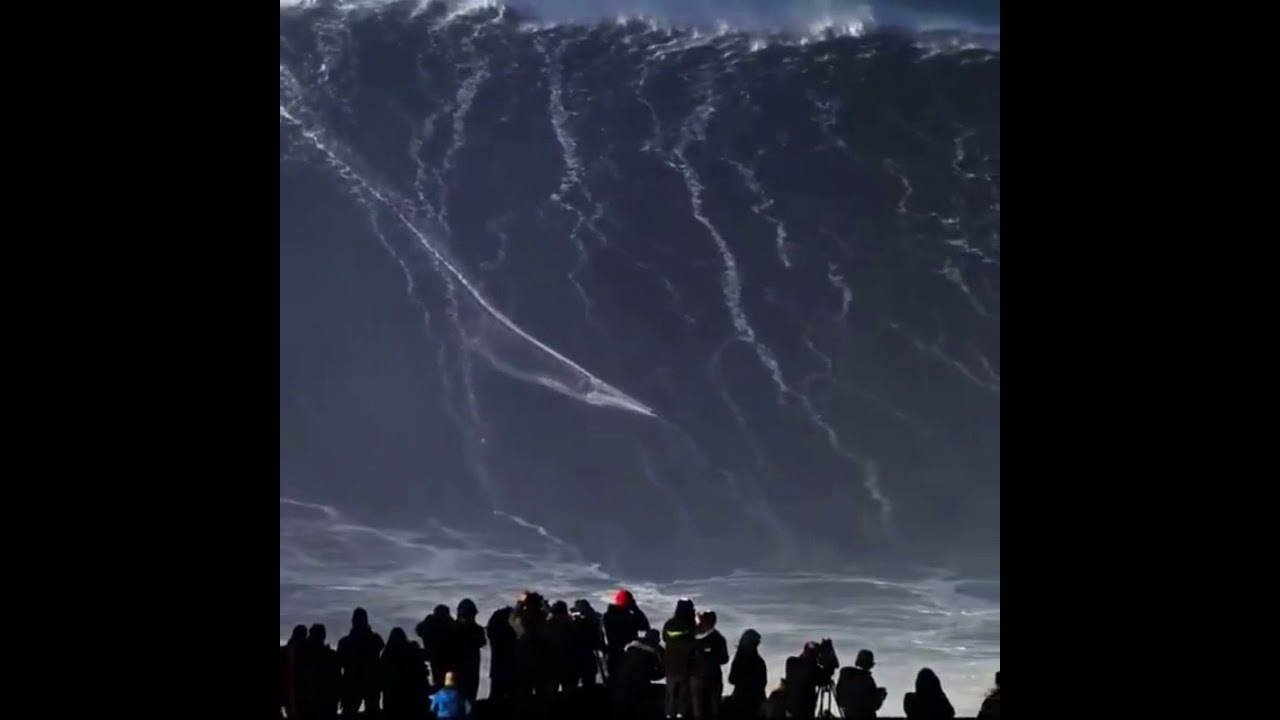 Brazil’s Rodrigo Koxa sets record for biggest wave ever surfed.