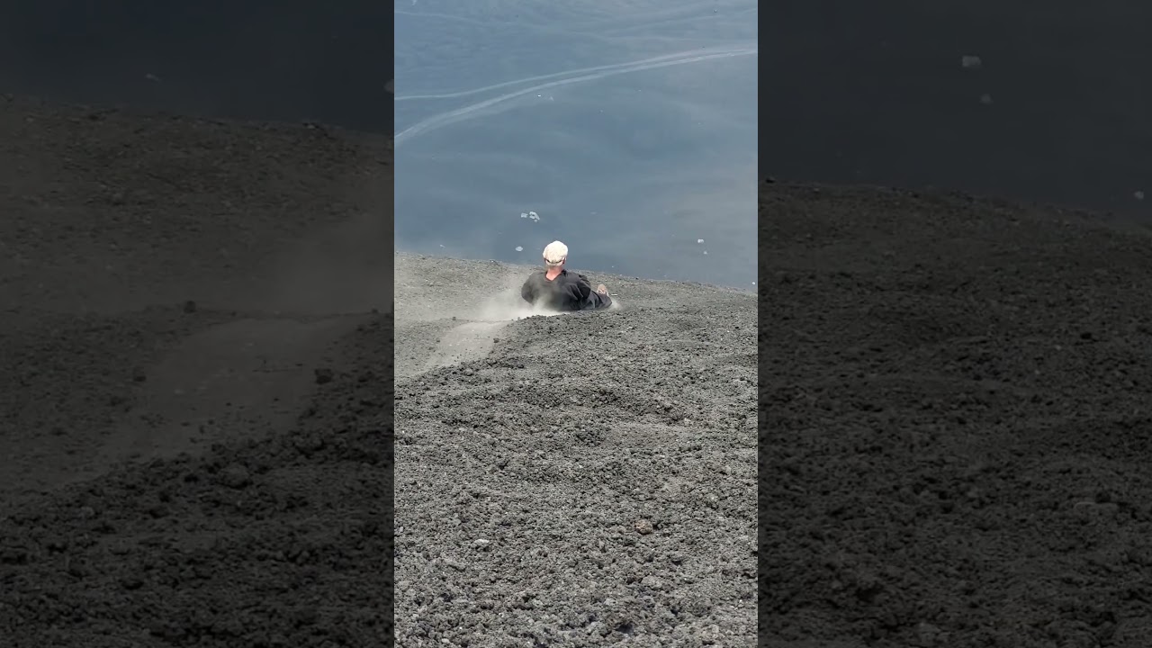 Volcano surfing? #cerronegro #leónnicaragua #dusty #gritty