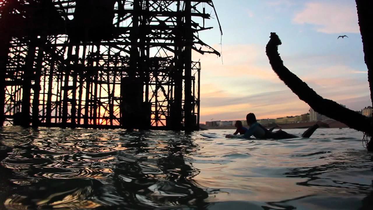 A Brighton Sunset Surf – The Endless Winter