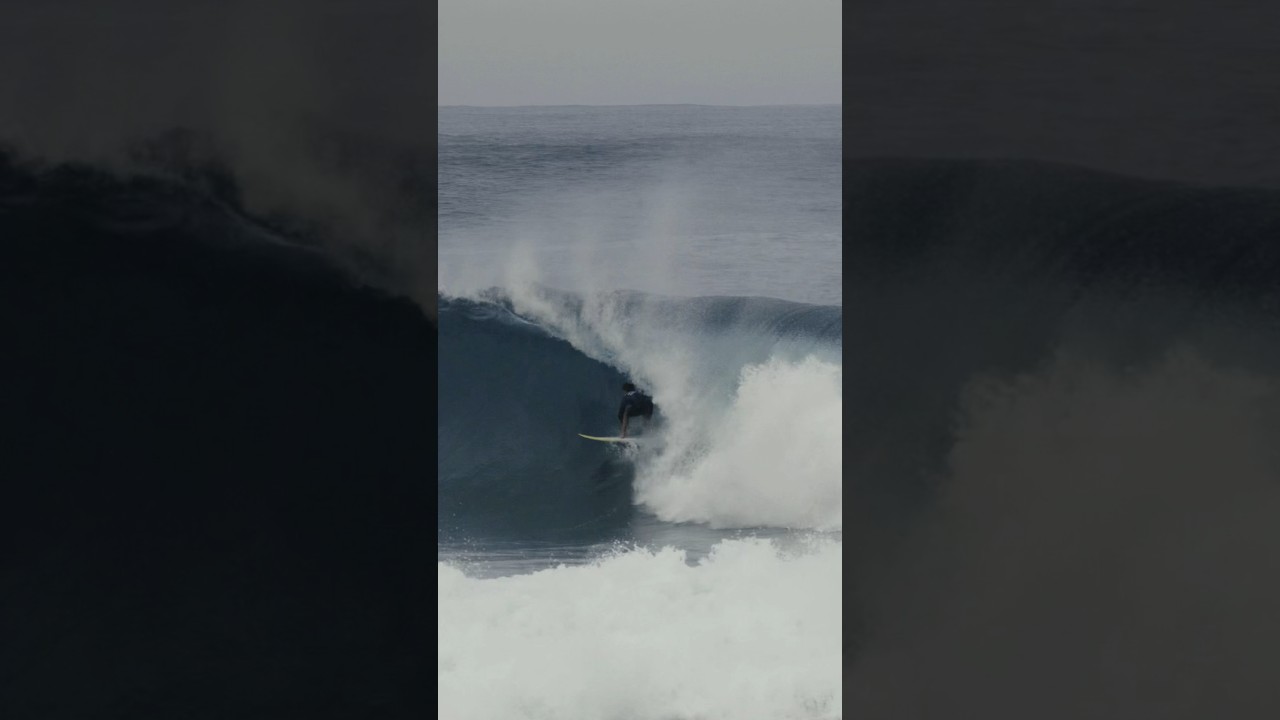 MATT McGILLIVRAY BACKDOOR AT PIPELINE #pipeline #shorts #wsl #backdoor #barrel #outdoors #surfing